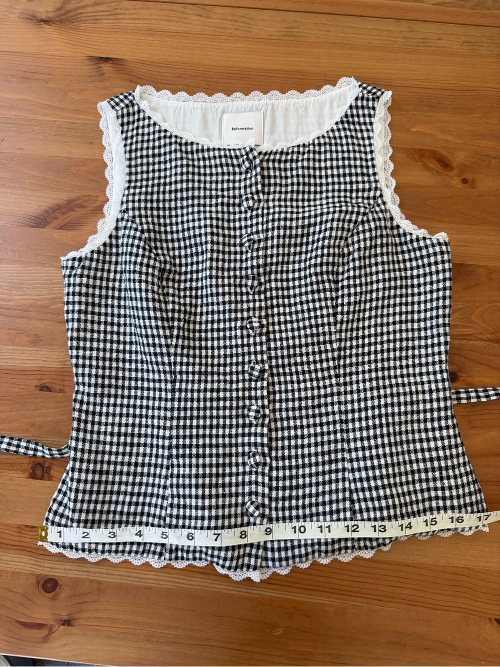 Reformation Amela Linen Top in Remy Check - Picture 5 of 12